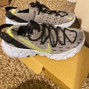 Nike space hippie 04